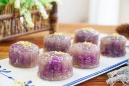 Cách làm bánh trung thu “thủy tinh” từ bột báng và khoai tím, tốt cho sức khỏe