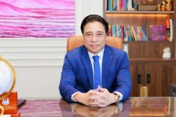 Ông Bùi Văn Khắng được bầu gi…