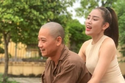 Giải trí - Hoa hậu Kỳ Duyên đượm buồn, con trai NSND Trần Nhượng 'khoe' vợ