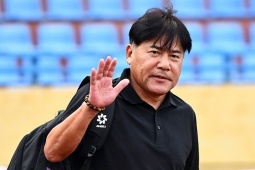 Bóng đá - Bầu Hiển chính thức ra tay, HLV đầu tiên mất việc ở V-League 2025/26