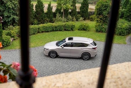 Giá xe Mazda CX-8 tháng 9/2025, SUV 7 chỗ từ 949 triệu đồng