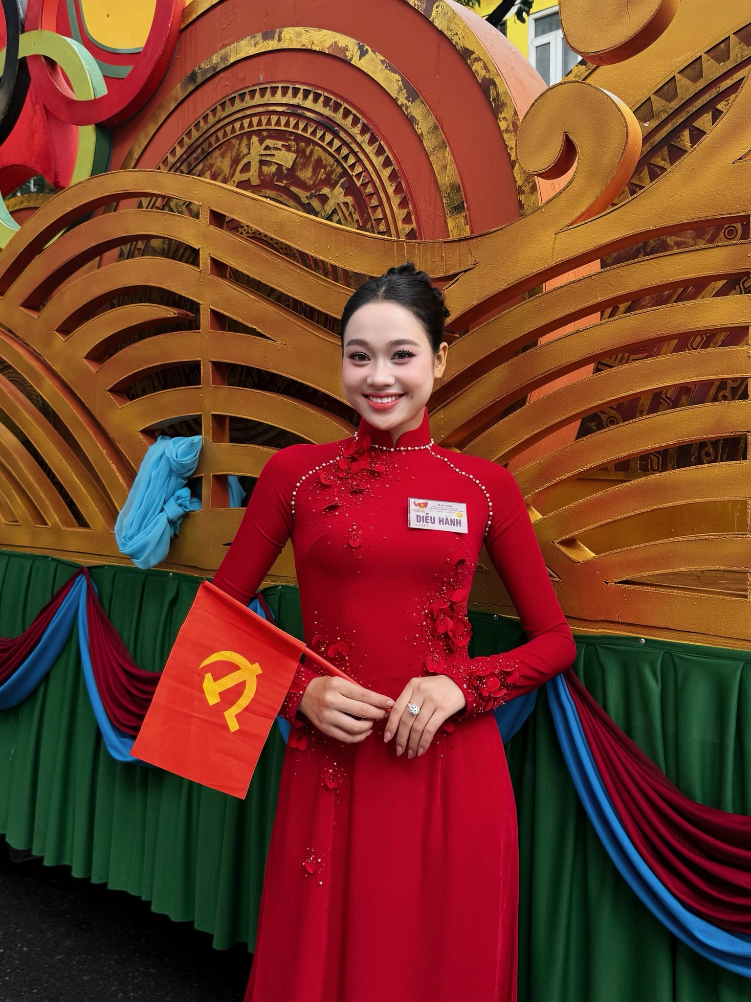 Hoa hậu Mỹ Linh: 3 lần thất bại, vấp ngã vẫn kiên cường bước đến vương miện - 4