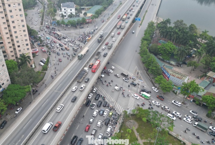 Nút giao ùn tắc nhất Linh Đàm được điều chỉnh ra sao? - 1