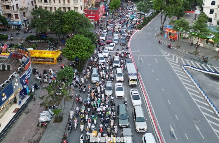 Nút giao ùn tắc nhất Linh Đàm được điều chỉnh ra sao? - 6