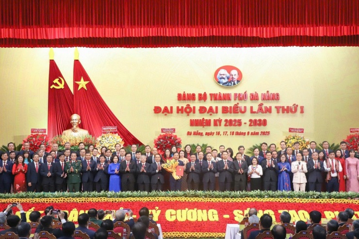 Ban chấp hành Đảng bộ thành phố nhiệm kỳ 2025 - 2030 gồm 75 người.