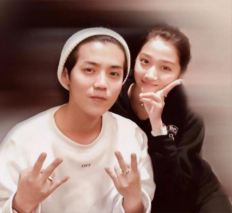 Hai người bị nghi ngờ đã chia tay từ năm ngoái.