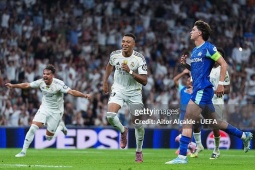 Real Madrid thắng nhọc Cúp C1: Mbappe "càn quét" không ngừng, Alonso buồn vui lẫn lộn