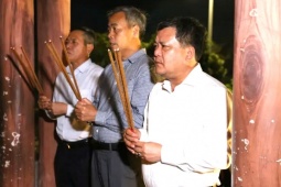 Xúc động lễ giỗ chung, tưởng niệm các liệt sĩ Thành cổ Quảng Trị