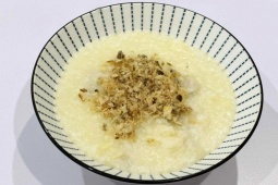 Sức khỏe đời sống - Ăn cháo mỗi sáng để dưỡng dạ dày, người phụ nữ nhận cái kết buồn