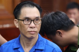 Tin tức trong ngày - Vụ thâu tóm 4 khu đất vàng ở TP HCM: Vật chứng lạ trong nhà đại gia