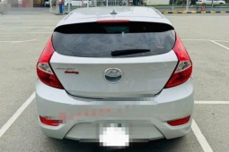 Tin tức ô tô - Chiếc Hyundai Accent số tự động một chủ, giá chỉ 253 triệu đồng tại TP.HCM