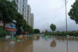 Tin tức trong ngày - Áp thấp nhiệt đới/bão nối đuôi, miền Bắc mưa lớn xối xả