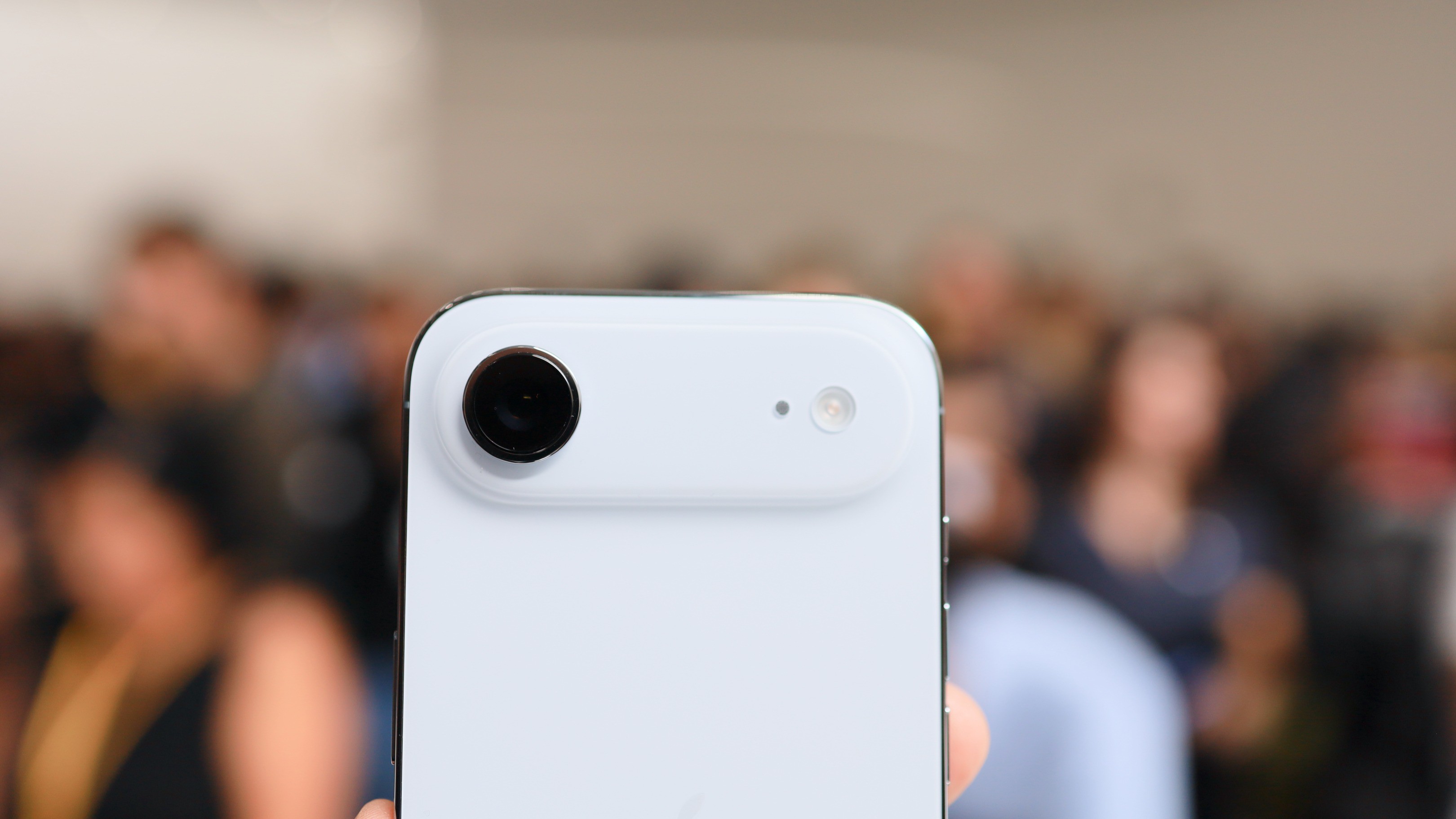 So sánh iPhone Air và Galaxy S25 Edge: Cuộc chiến smartphone siêu mỏng 2025 - 9
