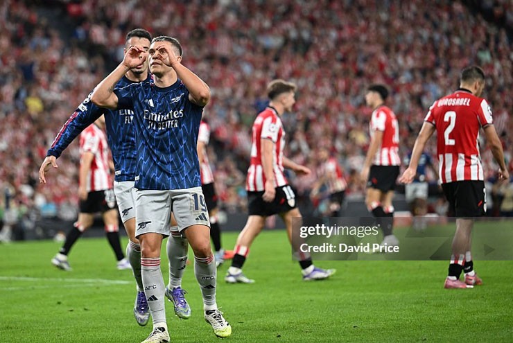 Arsenal thể hiện đẳng cấp