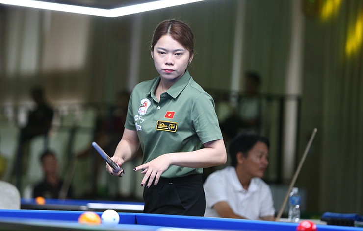 Dù chỉ giành ngôi á quân, Nguyễn Thị Thu Hiền khẳng định cô đang là một trong những nữ cơ thủ carom 3 băng xuất sắc của nước nhà hiện nay khi thường xuyên góp mặt trong danh sách có giải thưởng ở các giải đấu trong nước.