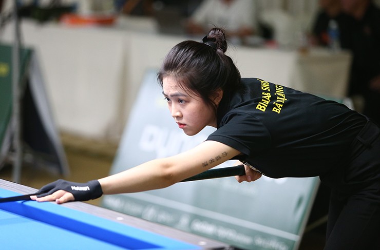 Dù để thua 21-25 trước Hồ Thị Yến Nhi ở vòng 1/8, Tú Trinh được giới chuyên môn đánh giá sẽ còn tiến bộ nhanh trong thời gian tới.