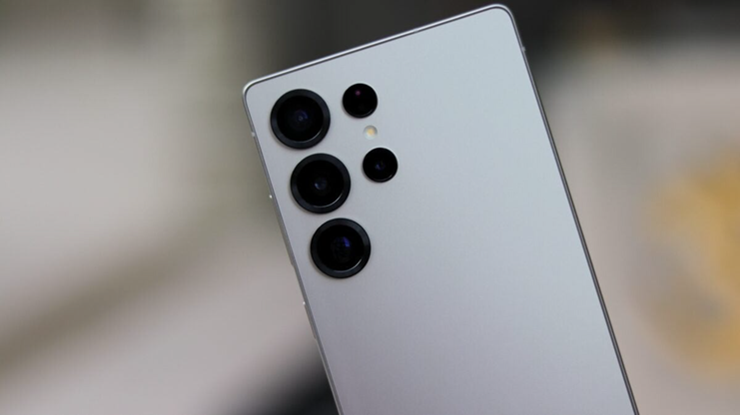 Samsung bắt đầu sản xuất camera zoom biến thiên 200MP.