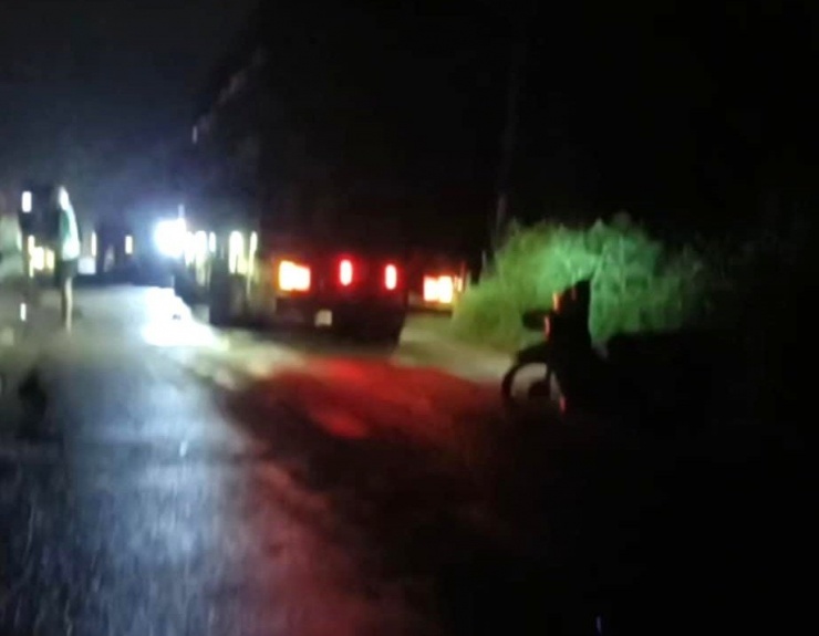 Hiện trường nơi xảy ra tai nạn, đường tối