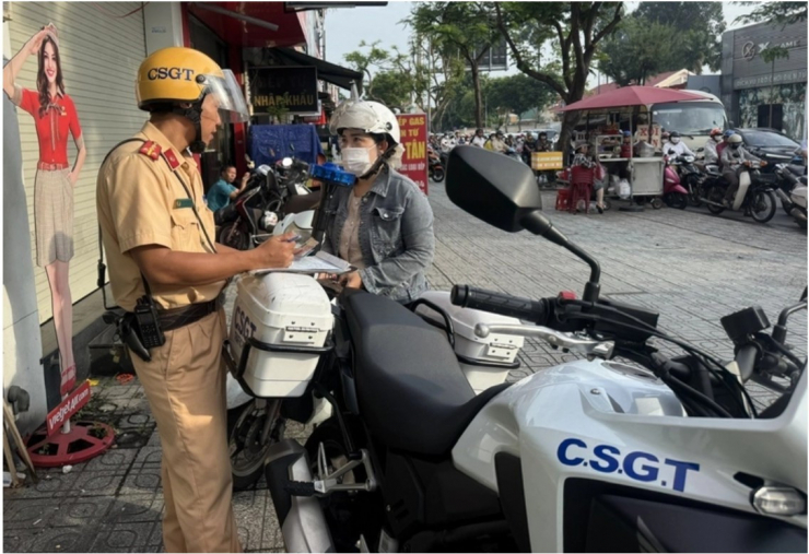 Những trường hợp vi phạm đều nhận thức được hành vi của mình là sai và cam kết sẽ không tái phạm - Ảnh: PC08