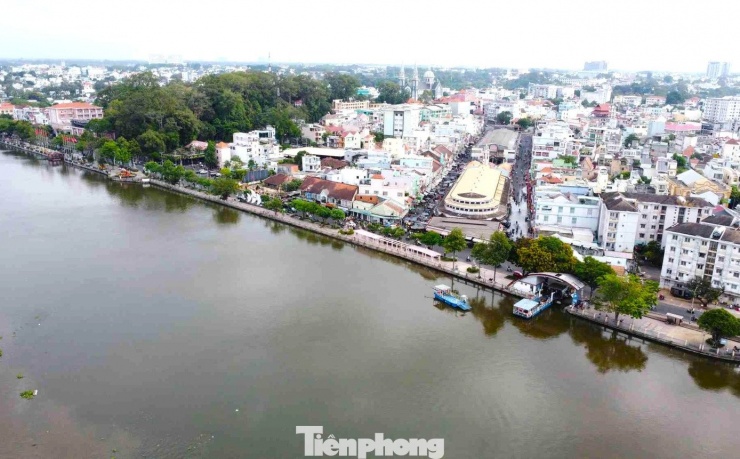 Phố đi bộ, công viên ven sông hình thành đẹp lãng mạn ở Thủ Dầu Một - 16