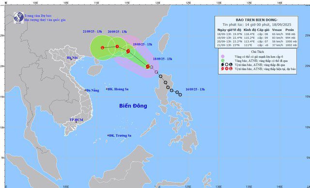 Biển Đông đón bão số 8 chiều nay.