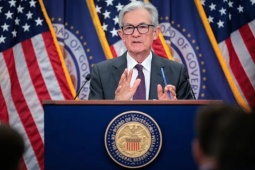 Kinh doanh - Fed giảm lãi suất 0,25 điểm %, dự báo thêm 2 lần hạ nữa trong năm