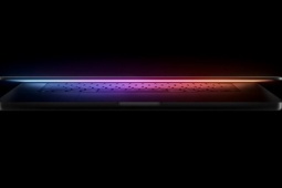 MacBook Pro OLED sẽ có màn hình cảm ứng