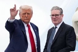 Thế giới 24h: Ông Trump và Thủ tướng Anh ký thỏa thuận lịch sử