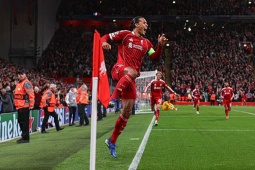 Liverpool và hiện tượng  Slot O Clock : May mắn hay dấu hiệu của đẳng cấp?