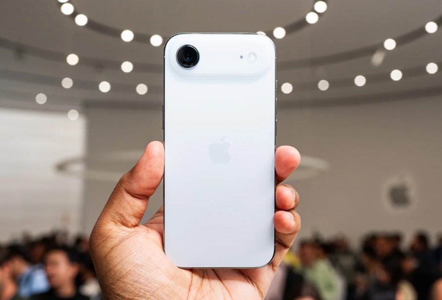 iPhone Air là sự kết hợp hoàn hảo giữa thiết kế thời thượng, hiệu năng ổn định và hệ sinh thái iOS vượt trội.