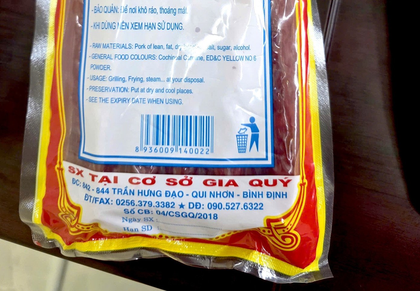 Phụ gia đã hết hạn sử dụng nghi được cho vào thực phẩm.