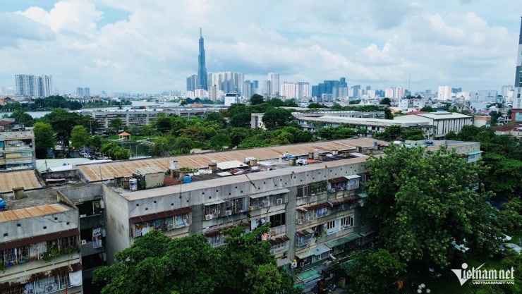 Người dân phường Bình Quới mong chờ những cây cầu, con đường mới để phát triển 'ốc đảo' giữa đô thị sôi động. Ảnh: TK.