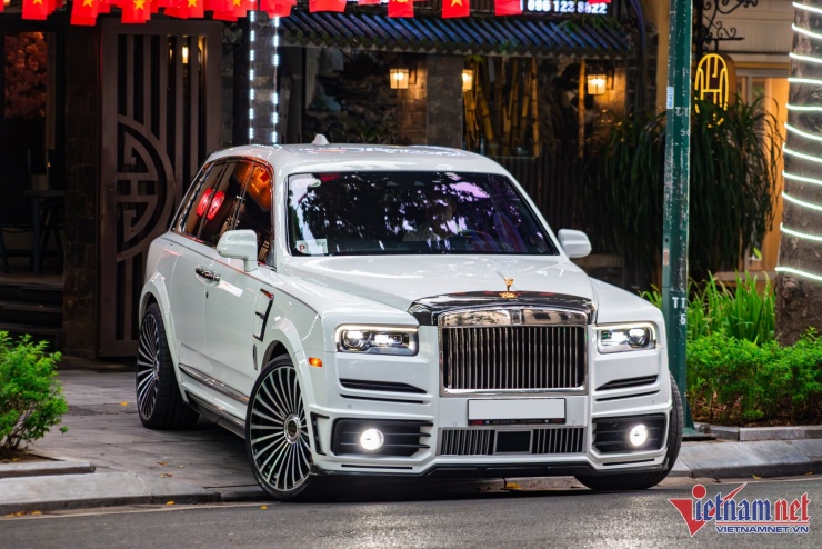 Rolls-Royce độc nhất Việt Nam của đại gia Hà Nội thay logo tốn hơn nửa tỷ đồng - 4