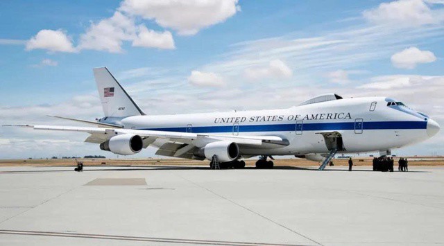 Máy bay E-4B với lớp sơn tiêu chuẩn. (Nguồn: DOD)