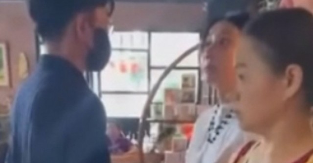 Vụ nhân viên quán cà phê bị hành hung ở Hà Nội:...