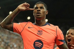 Barcelona hạ Newcastle: Rashford sắm vai "kết liễu", đóng thế hoàn hảo cho Yamal