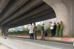 Hà Nội: Xác định giới tính thi thể phân hủy dưới chân đường Vành đai 3 trên cao