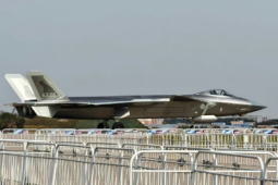 Thế giới - Trung Quốc có thể đã xuất xưởng tiêm kích J-20 nhiều gấp 1,5 lần F-22 Mỹ