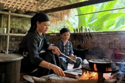 Đặc sản 'vàng đen, ốc leo núi' trong mâm cỗ ở ngôi làng đặc biệt tại Thái Nguyên