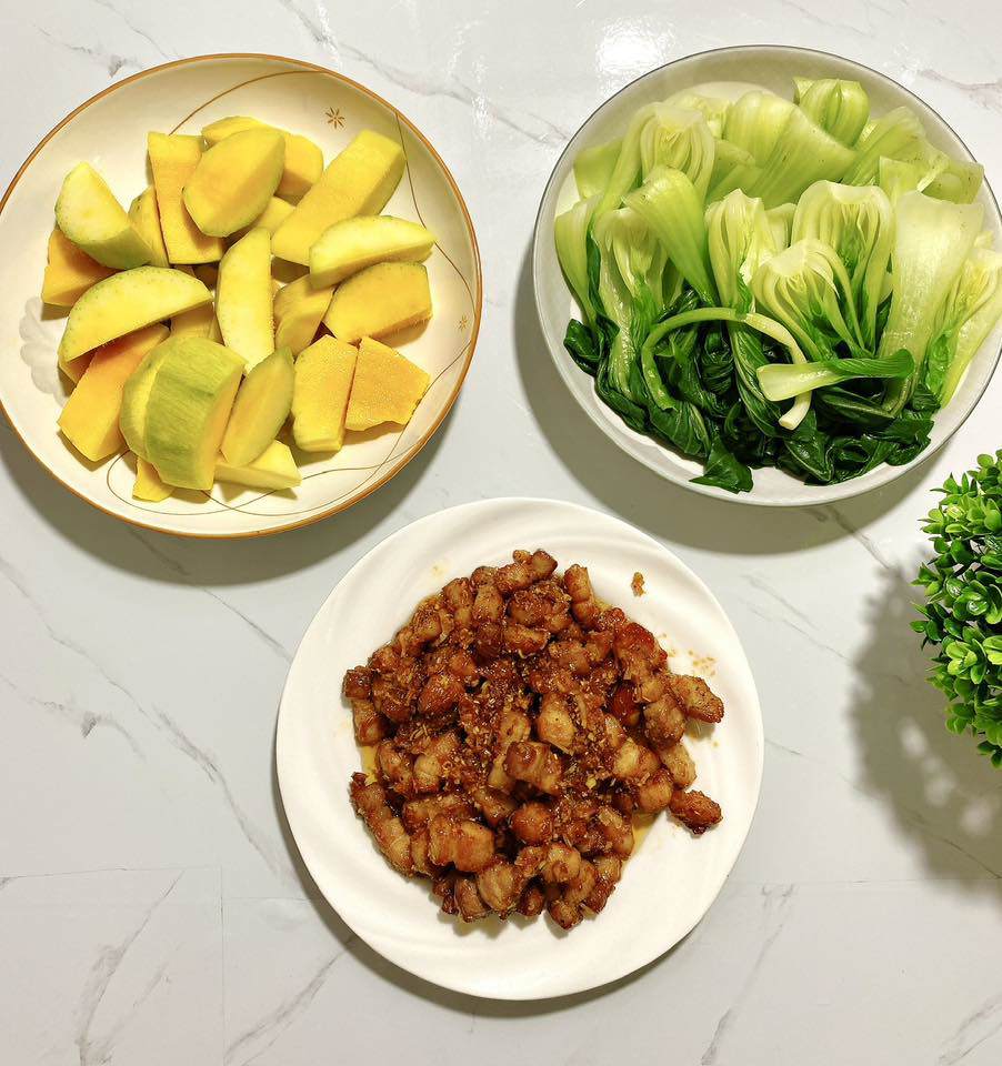 Ba chỉ rang sả - Rau luộc -&nbsp;Xoài