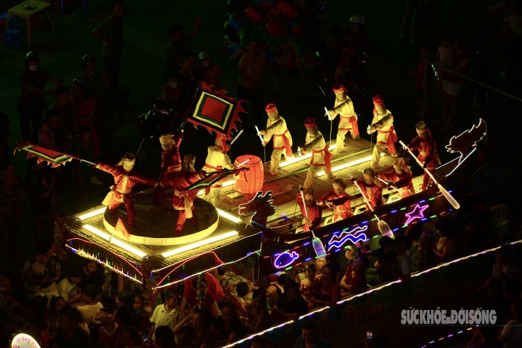 Lễ hội mô hình Trung thu đã trở thành nét văn hóa đặc trưng của Tuyên Quang. Những chiếc xe khổng lồ không chỉ mang tính giải trí, mà còn gắn liền với ước vọng, khát khao vươn tới tương lai tươi sáng của người dân địa phương.