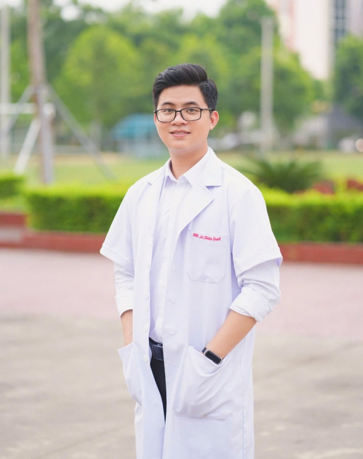 Lê Thiệu Quyết, bác sĩ nội trú chuyên ngành Sản phụ khoa (trường ĐH Y Hà Nội). Ảnh: NVCC