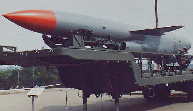 Tên lửa hành trình chống hạm P-700. (Nguồn: MW)