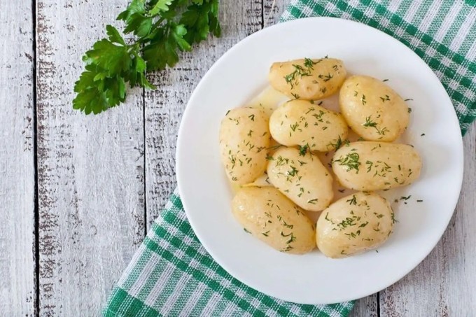 Khoai tây để nguội có lợi cho tiêu hóa hơn khi nóng.
