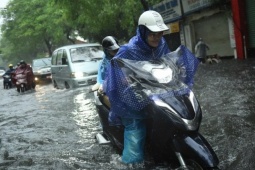 Tin tức trong ngày - Hai cơn bão liên tiếp, thời tiết cả nước nhiều nơi có thể biến động 'dị thường'