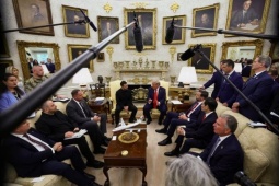 Thế giới - Ông Zelensky: Châu Âu đang làm "lãng phí thời gian"