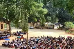 Giáo dục - du học - Cô giáo ung thư bị điều đi biệt phái cách nhà 35km được về lại trường cũ