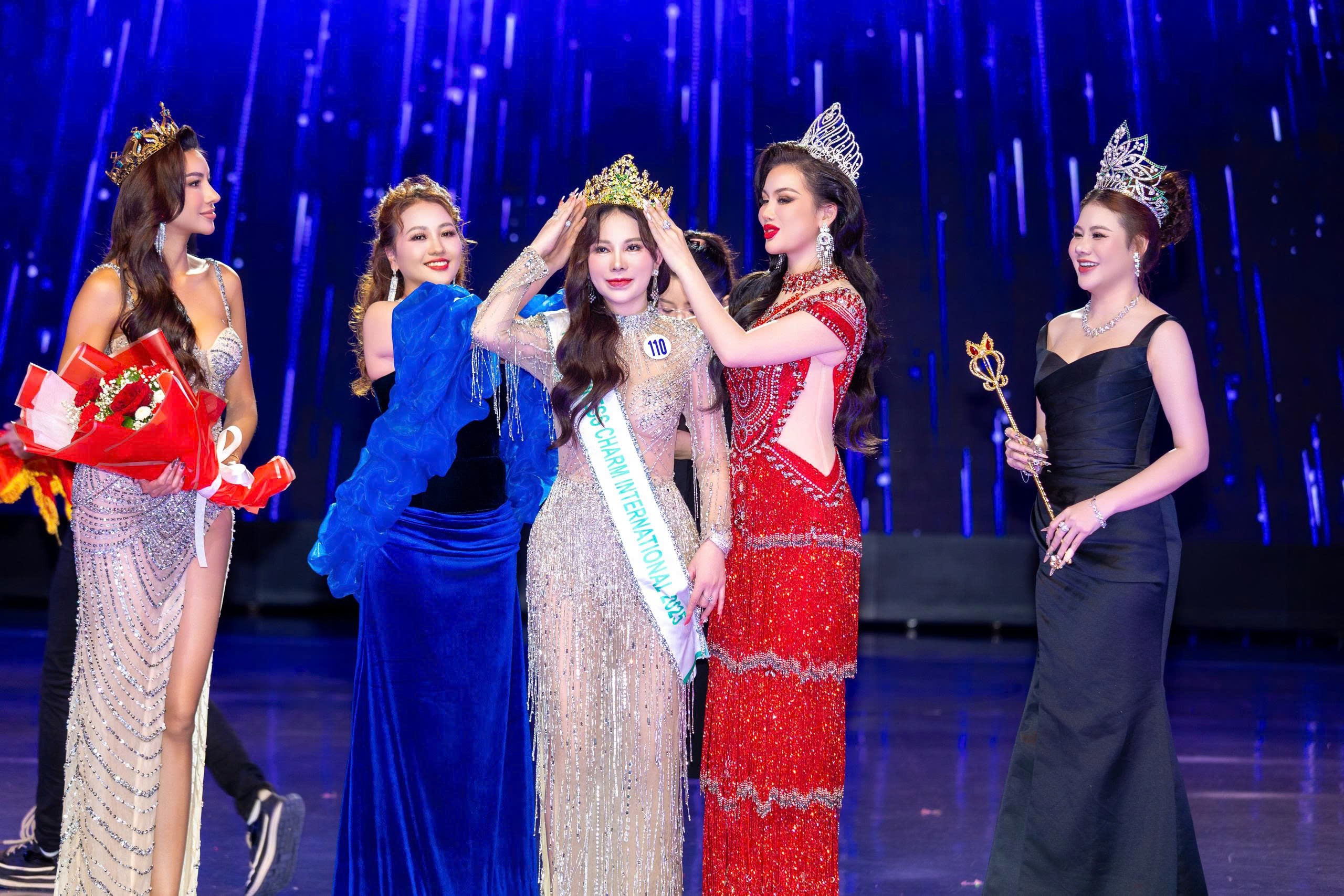 Vương miện Miss Business Charm International 2025 chính thức thuộc về nữ doanh nhân Ngô Thị Thuyết - 2