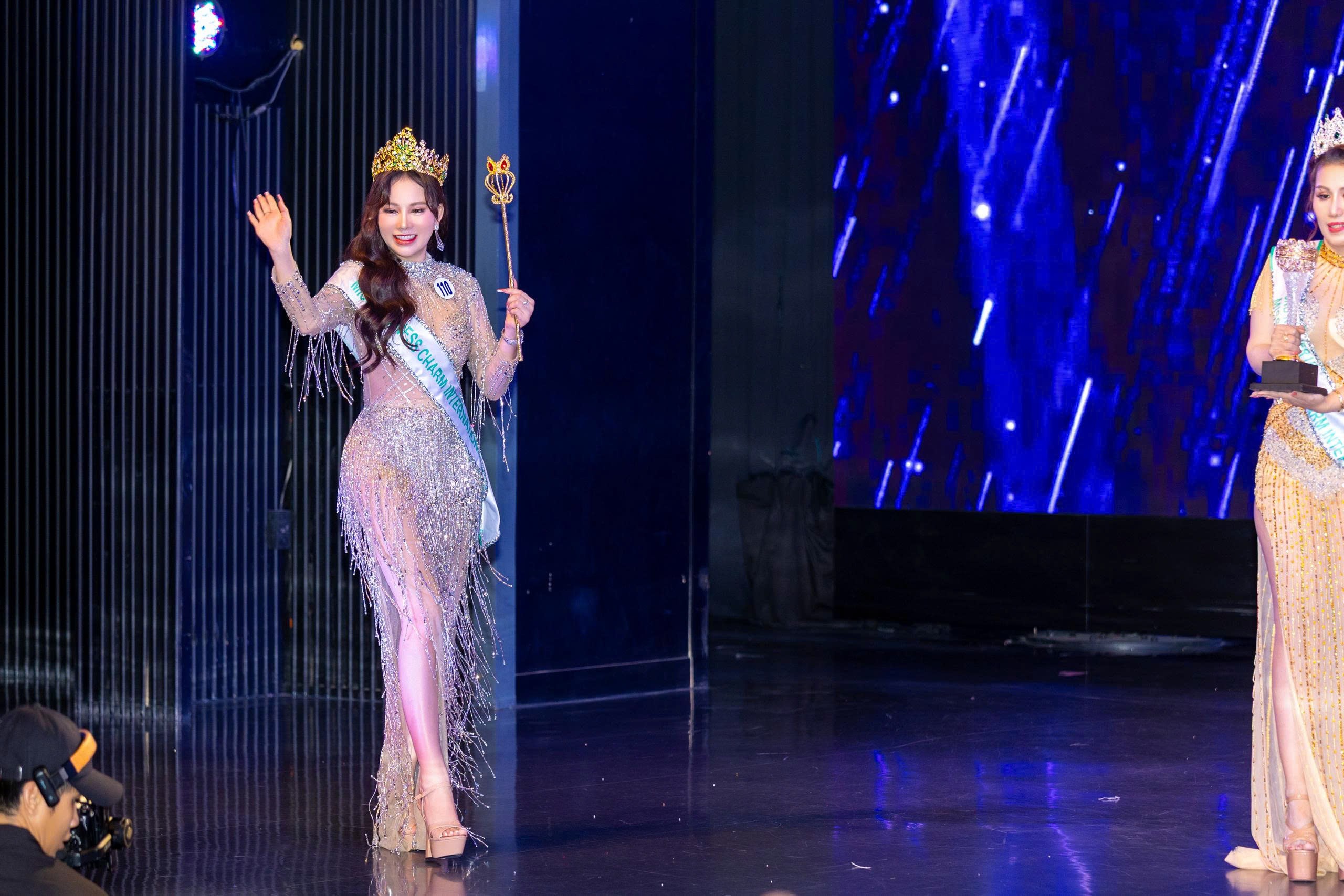 Vương miện Miss Business Charm International 2025 chính thức thuộc về nữ doanh nhân Ngô Thị Thuyết - 5