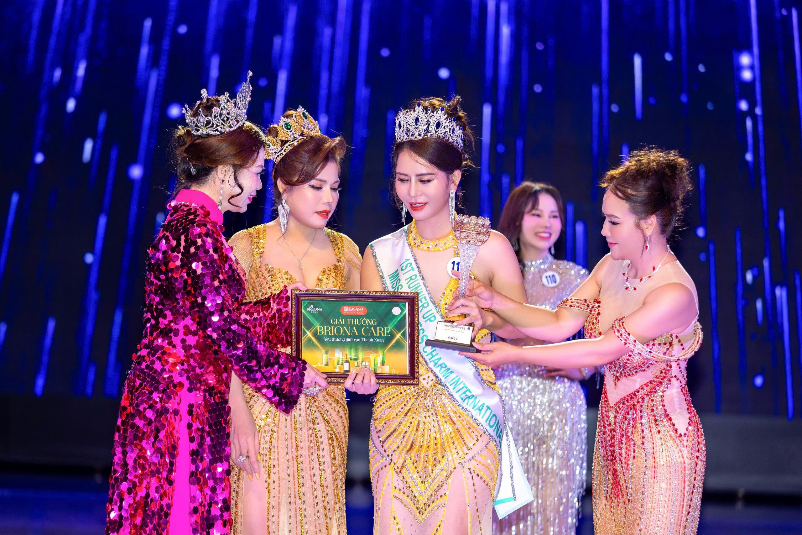 Á hậu 1 Hoa hậu Doanh nhân Tài sắc Quốc tế 2025 gọi tên người đẹp Trịnh Thị Hồng - 1